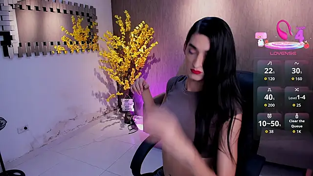 lily cash1 online show from November 7, 7:36 pm