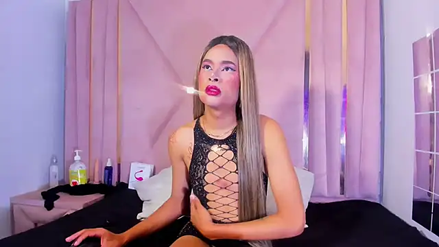 jazmin waked online show from September 19, 3:45 am