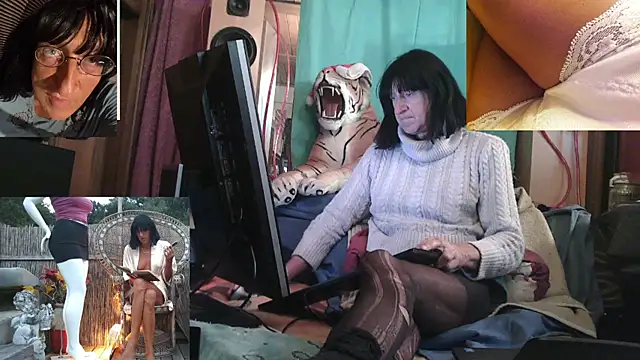 SissiDomination online show from December 14, 2:17 am