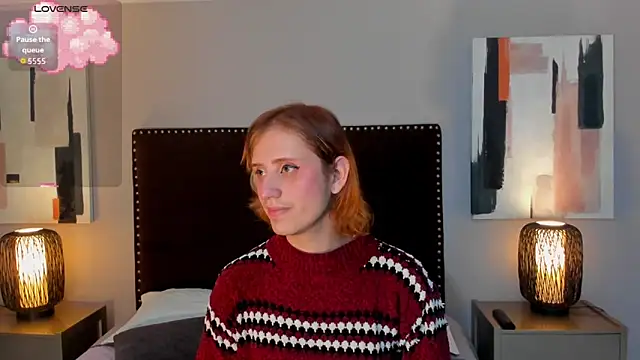 seraphine star online show from March 31, 3:19 am