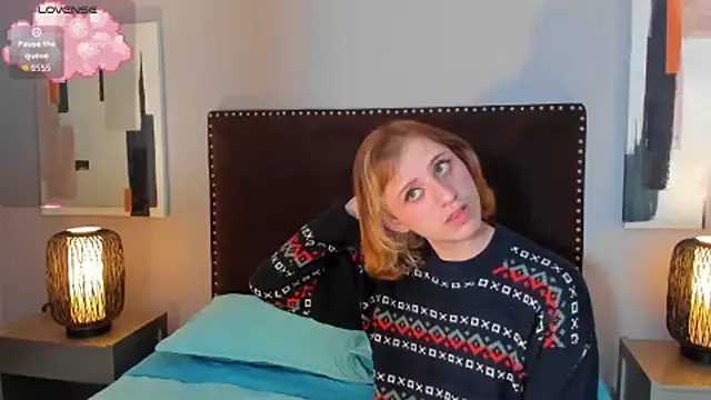 seraphine star online show from April 9, 7:14 am