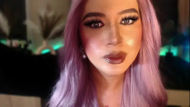 mslilly croft online show from February 4, 8:24 pm