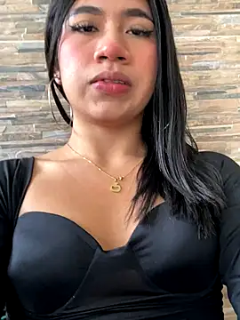 LiaSaenz27 online show from September 18, 6:13 pm
