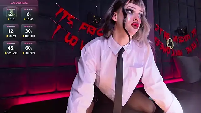 RoxyKyper online show from October 31, 9:34 pm