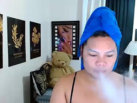 TSbrianaHugeCock online show from March 20, 12:33 am