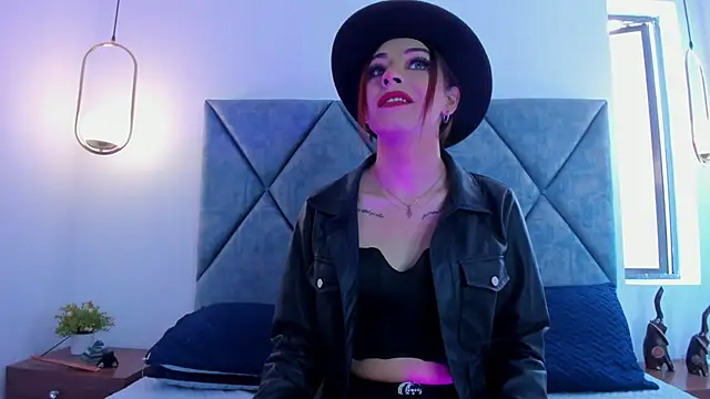 Lilith Zamara online show from December 1, 2:52 pm