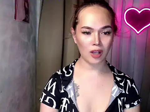 sweetsassyxx online show from December 20, 5:35 am