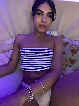 VeronicaSaenzx online show from December 15, 12:50 am