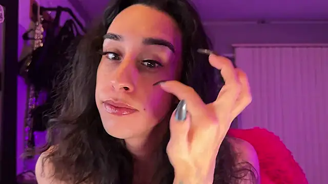 xoFrankie online show from February 9, 5:58 am