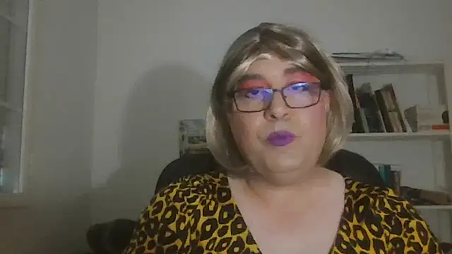 nataliacd online show from November 11, 4:42 pm