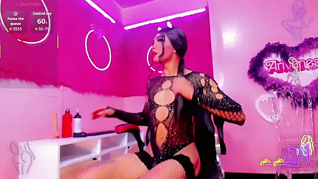 Natasha clifford online show from September 19, 3:23 am