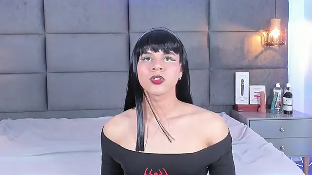 Slenna Moon online show from September 19, 2:50 am