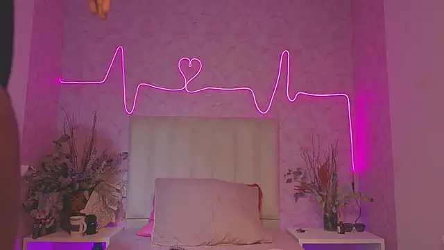 Paulina Sodi online show from October 24, 12:54 pm