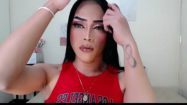 Lessandra Lust online show from October 6, 11:05 pm