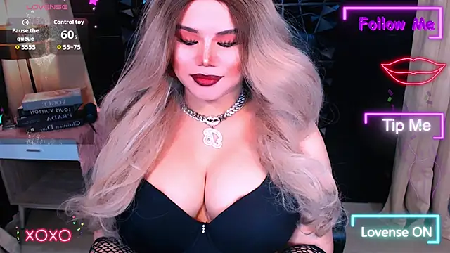 xHugeHarleySelfsuckerx online show from November 1, 1:52 pm