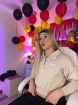 Ashley parkerr online show from October 1, 5:52 am