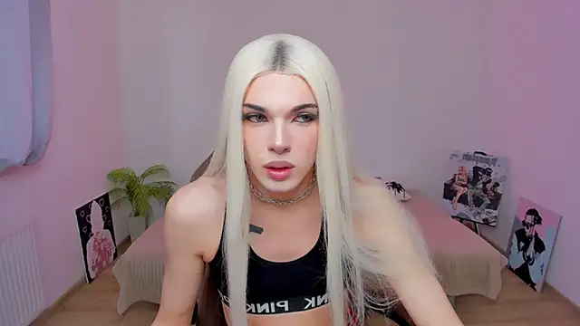 YourTrixie online show from September 27, 5:16 am