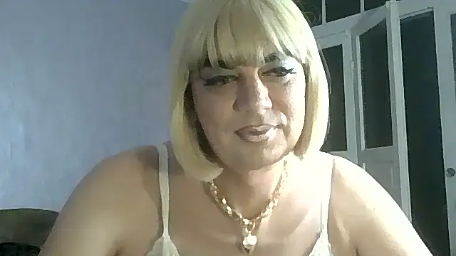 Snapshot of NiraFrost chatting on October 19, 5:49 pm NiraFrost online show from October 19, 5:49 pm