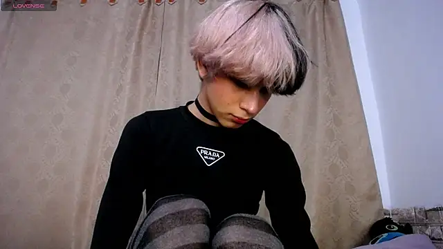 DaraKat18 online show from April 21, 2:04 am