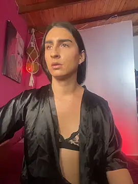 lola diez online show from October 14, 7:25 pm