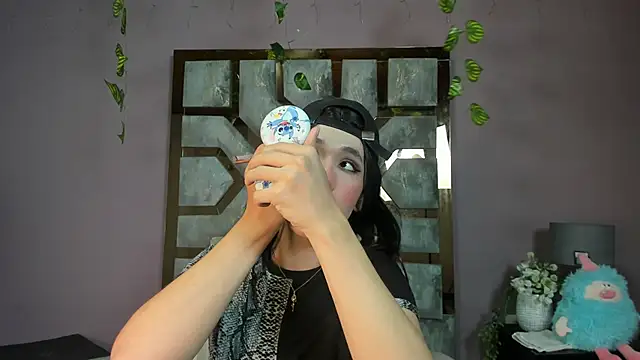 Electra Gosselin online show from April 1, 12:45 am