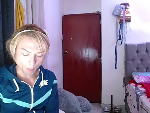 skarleth hot21 online show from February 3, 5:05 am