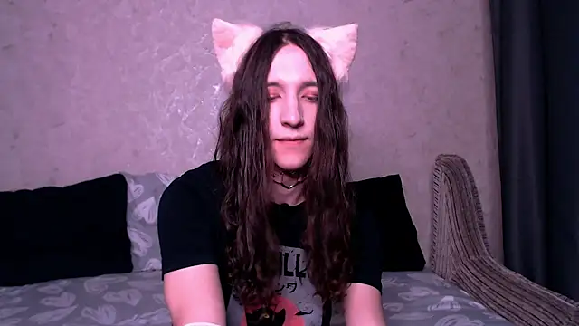 SilverMuse  online show from November 13, 10:39 pm