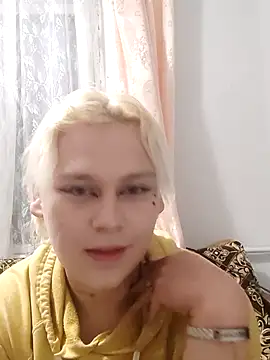 Snapshot of MargoShein chatting on October 1, 4:07 pm MargoShein online show from October 1, 4:07 pm