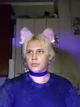 Snapshot of MargoShein chatting on October 4, 8:09 pm MargoShein online show from October 4, 8:09 pm