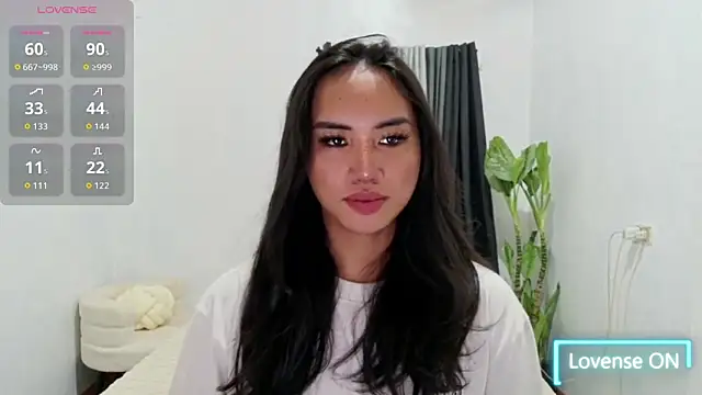 Divine Goddesss online show from April 22, 8:27 pm