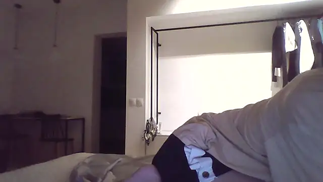Snapshot of Luna_Samosienko chatting on September 25, 6:26 pm Luna Samosienko online show from September 25, 6:26 pm