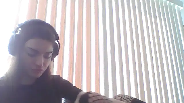 Snapshot of Luna_Samosienko chatting on October 5, 2:50 pm Luna Samosienko online show from October 5, 2:50 pm
