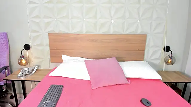 ValeryTrans  online show from January 11, 1:18 pm