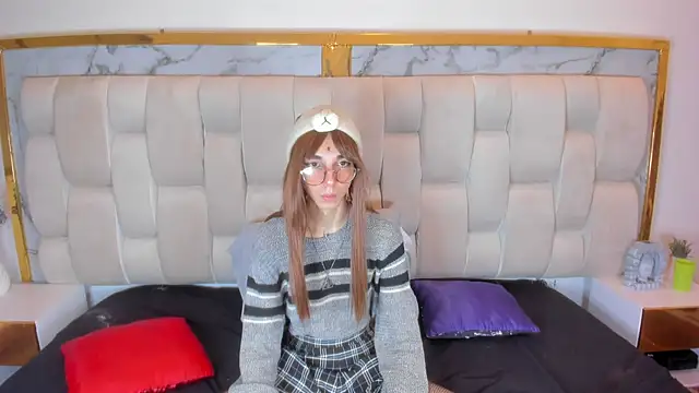 Scaarlett 22  online show from February 17, 5:59 am