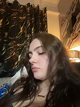 Victoria6989 online show from February 28, 8:37 pm