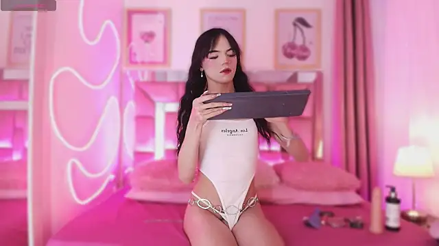 Nefera Noxx online show from November 21, 4:13 am