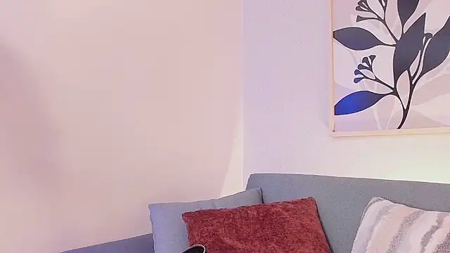 KassMonroe online show from February 25, 8:24 pm