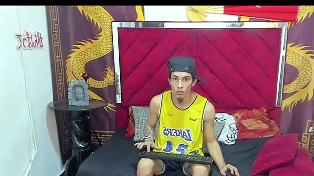 Pride couple online show from December 22, 4:28 am