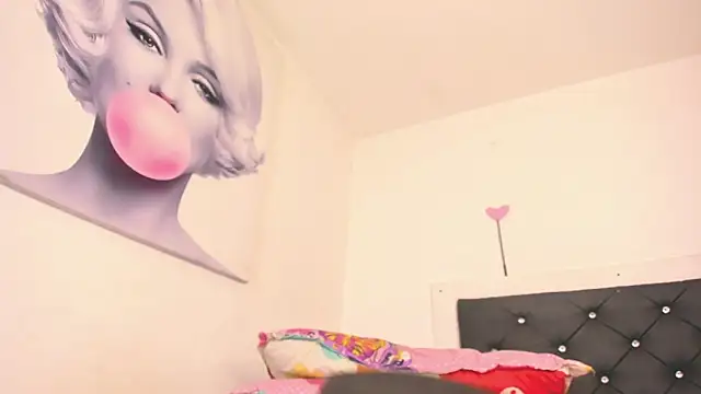 BiancaValentinna online show from October 24, 10:26 pm