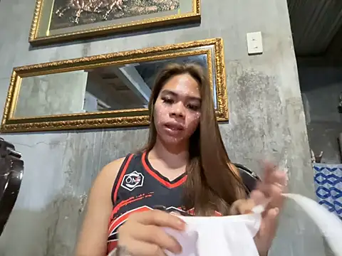 kierra fox online show from March 7, 12:55 pm