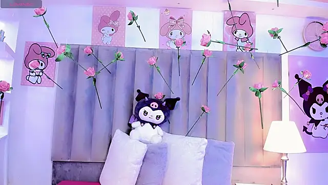 ClaudiaSophia online show from February 20, 11:45 am