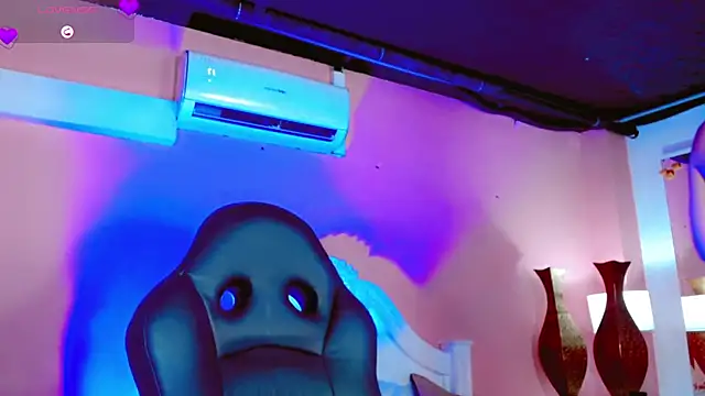 AnnaRouseQueen online show from February 22, 8:11 pm