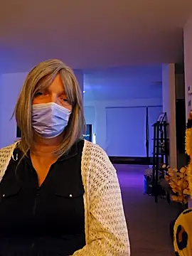 echoDream online show from November 22, 11:07 pm