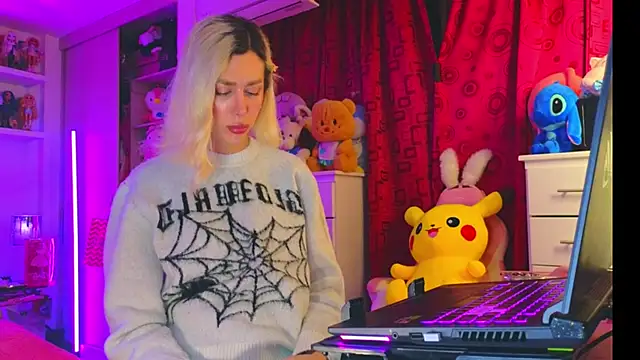 MadamBarbiee online show from December 1, 5:10 am