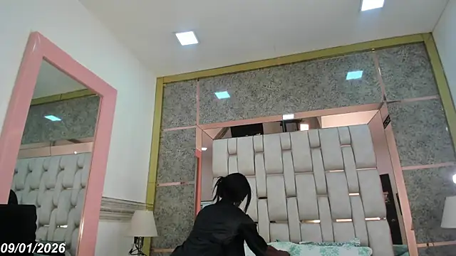 Melanie St4r online show from January 9, 9:53 pm