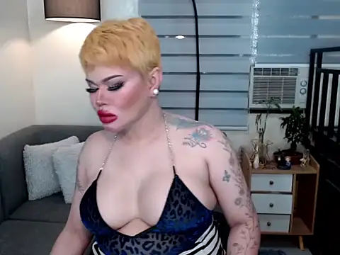 StarletSeductress online show from April 15, 6:02 pm