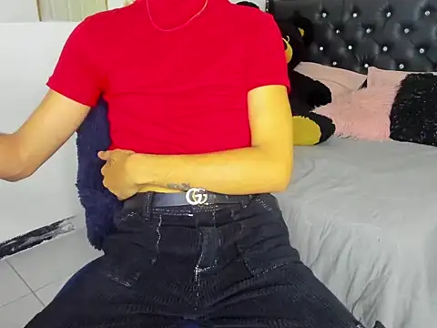 BlakeNoir  online show from April 14, 12:48 am