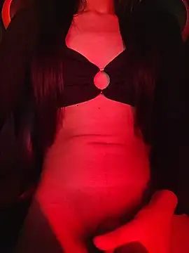 eu anajulia online show from December 17, 11:21 pm