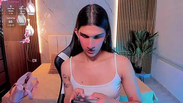 Bianca baldwin  online show from January 15, 9:02 pm