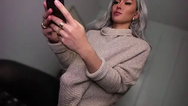 mxshemale ladyboy online show from February 6, 6:35 pm